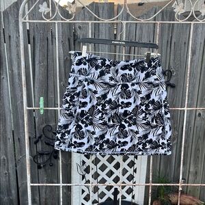 Intro white and Black Mini Skater Skirt Athletic